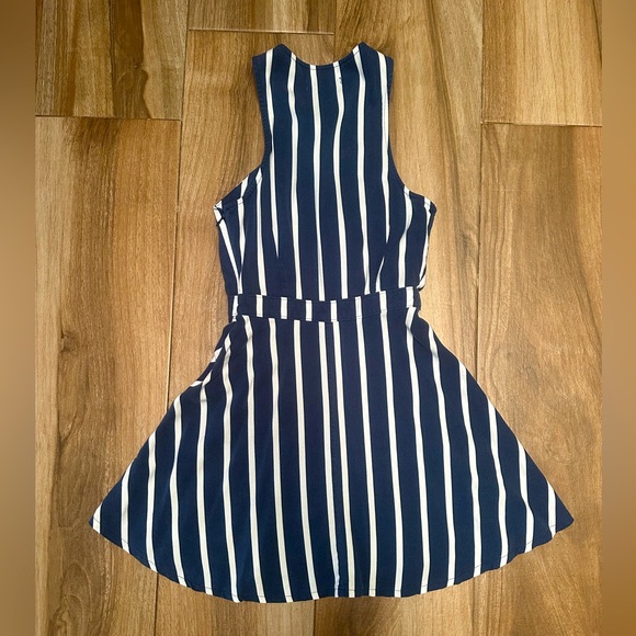 Abercrombie & Fitch XS Halter Dress Navy Blue Striped A Line Mini Women’s Summer - Picture 2 of 9